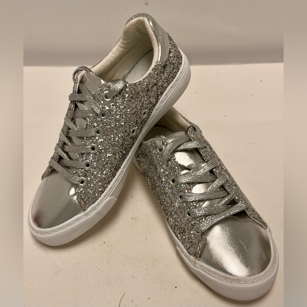 NEW Silver Glitter Women's Sneakers by Graham Kern 10M